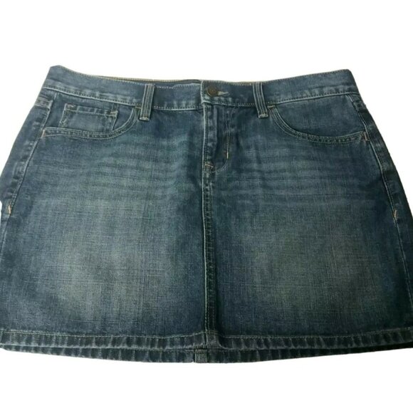 Preppy Old Navy Mini Blue Denim Skirt Size 8 Short Summer Beach Vacation Casual - Picture 1 of 9